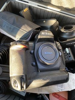 Nikon D2X Will Trade, OBO