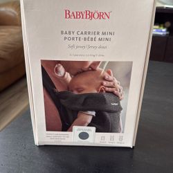 Baby carrier Mini BabyBjorn