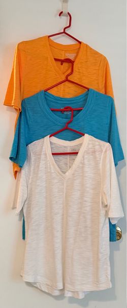 Chico's Scoop and V- Neck T-Shirts