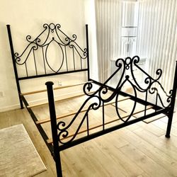 Queen Iron Bed