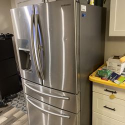 Samsung Refrigerator 