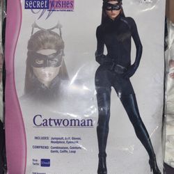 Women’s Costume