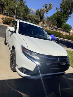 2018 Mitsubishi Outlander Phev suv EPA-rated at 74 MPGe Plug in hybrid