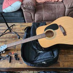 Guitar With Accessories 