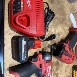 Milwaukee M12