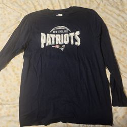 New England Patriots- Long Sleeved Shirt
