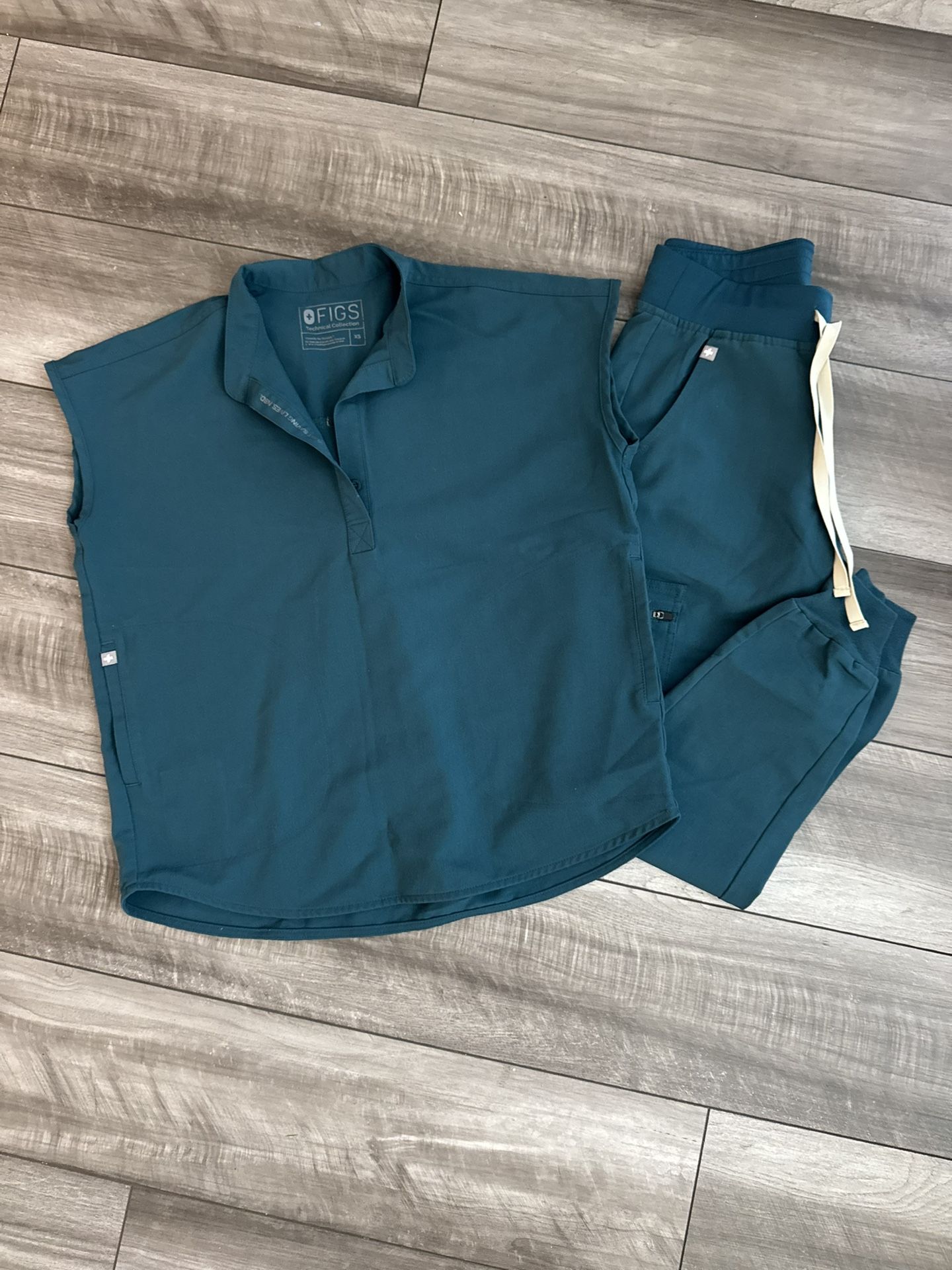 FIGS Scrubs
