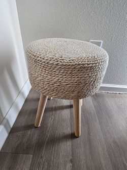 Round Woven  Stool with Wood Legs
