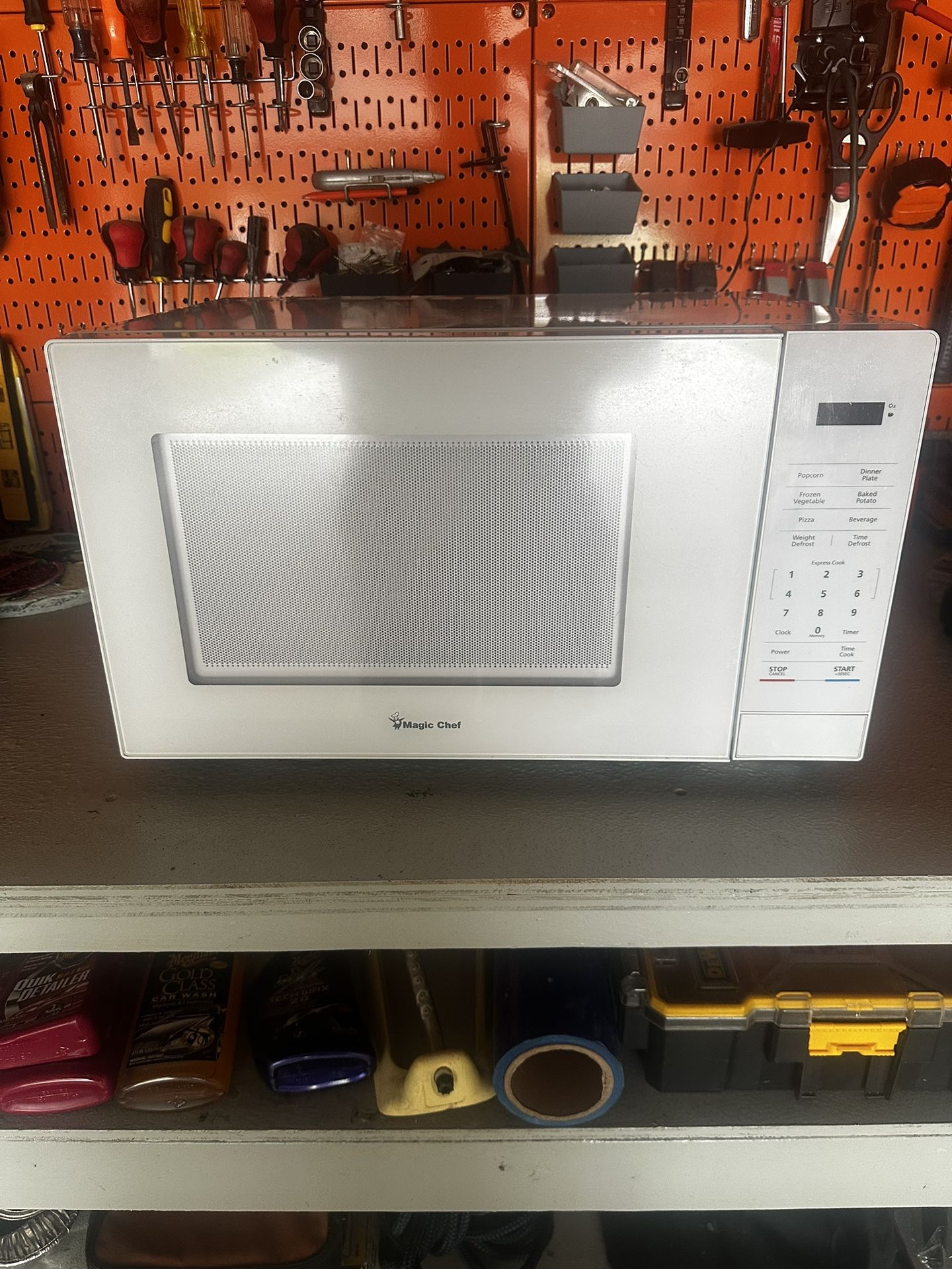 Microwave (Magic chef)