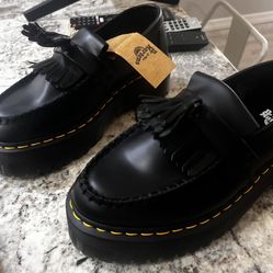 DOC MARTEN Leather Platform LOAFERS- New With Tags No Box 