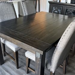 Wood dining table With 4 Chairs 