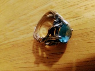 Beautiful 🌹 silver ring.blue stone.size 7