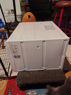 Seasons Air conditioner 15,000 BTU
