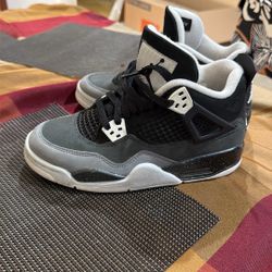 Jordan 4 Retro Fear 