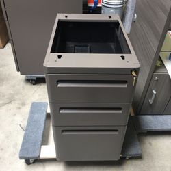 Dark Gray 3 Drawer Mobile Pedestal