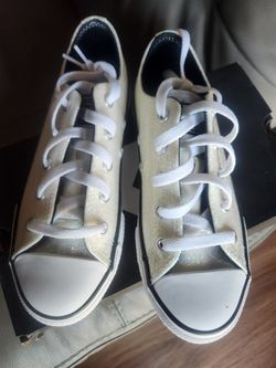 Converse Chuck Taylor Low Top Glitter Sneakers