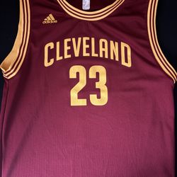 LeBron James Cavs Adidas Jersey – Retro! (L)
