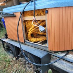 Free Hot Tub. Can Deliver. 