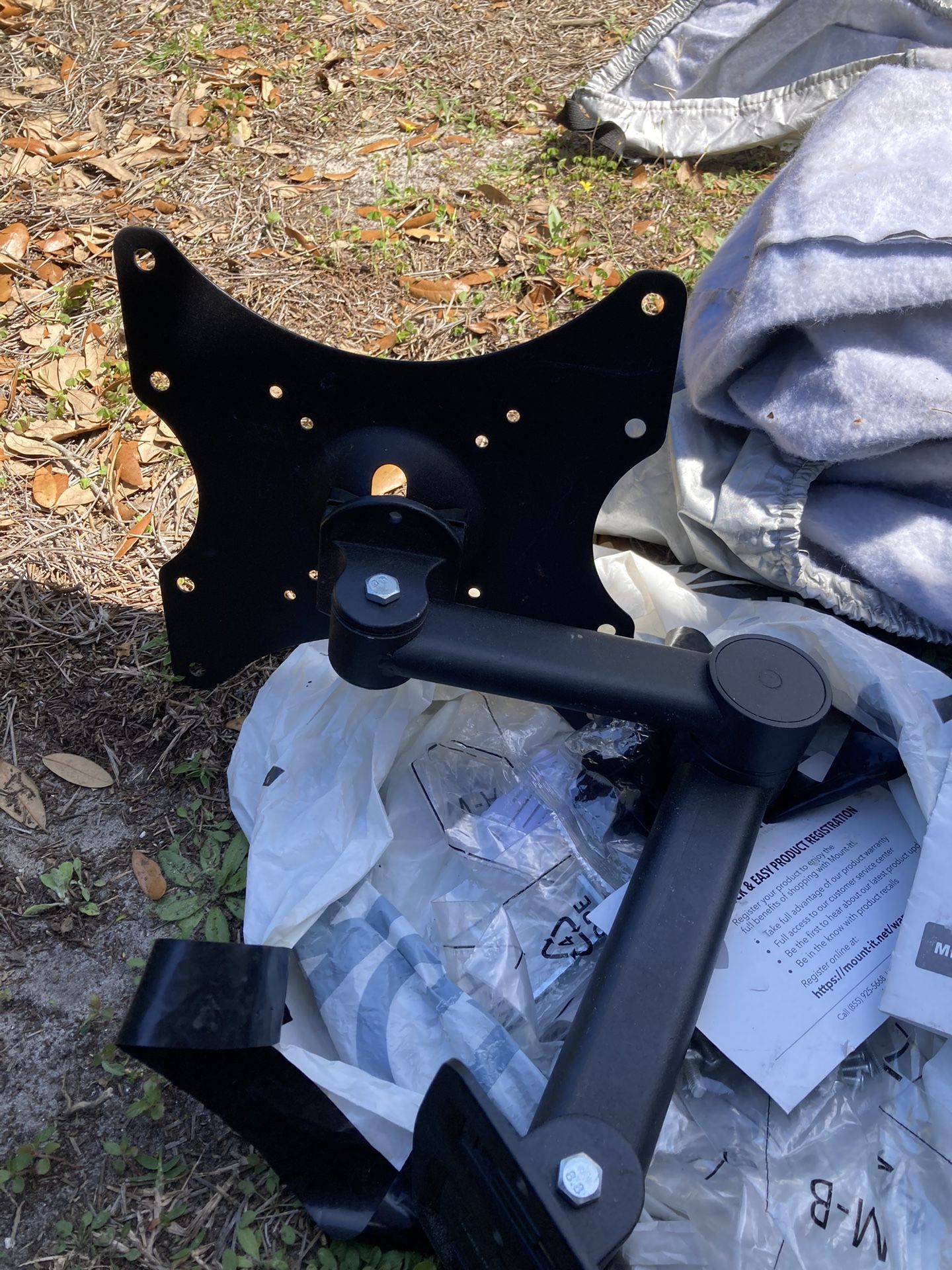 T.V. Wall Ending Arm