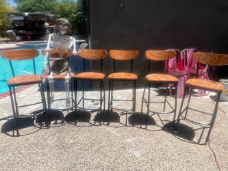 6 barstools