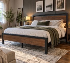 Full Size Bed Metal and Wood Platform Bed Frame