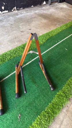 Guitar stands