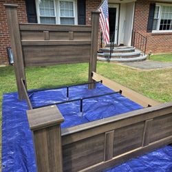 Queen Bed