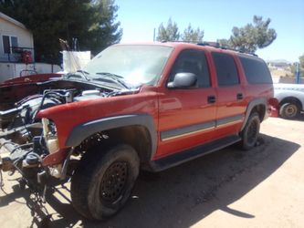 2003 suburban partout