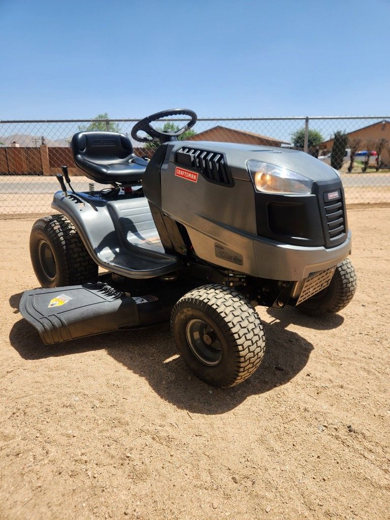 Garden Tractor With Weed Maintainer 