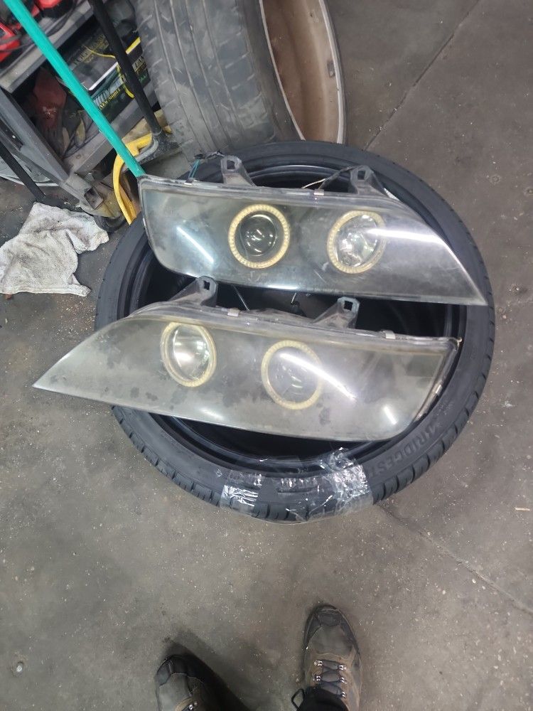 1(contact info removed) BMW Z3 Headlights
