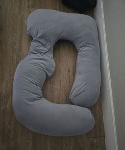 Pregnancy pillow