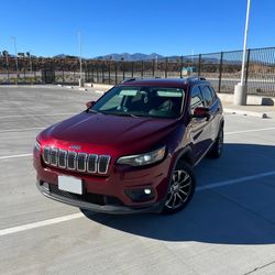 2020 Jeep Cherokee Latitude Plus Sport Utility 4D