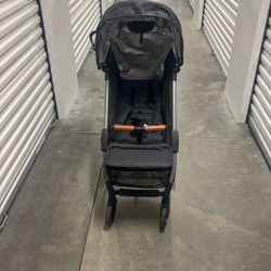 Zoe Compact On-the-go Stroller 