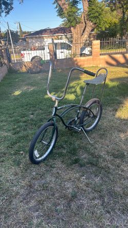 Schwinn stingray bike
