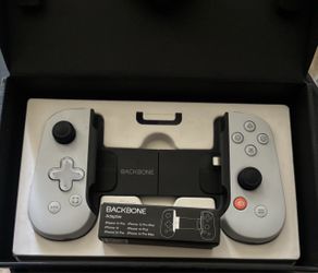 PlayStation Backbone lightning connection