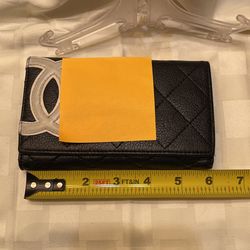 Black And White Trifold Wallet C