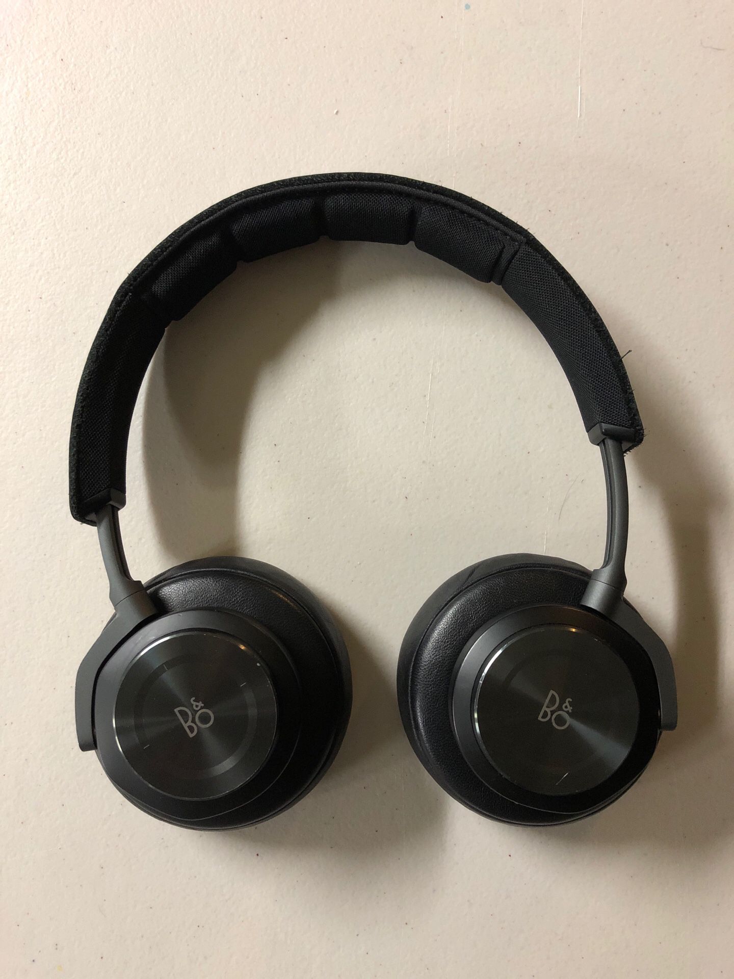 Bang & Olufsen Beoplay H7 Bluetooth Wireless Headphones