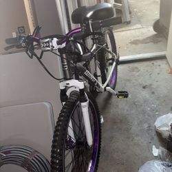 New Bike No Use  Very Clean Bike Size 24”26” 