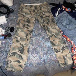 Levi Cargo Pants Size 34x30