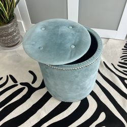Pouf With Storage