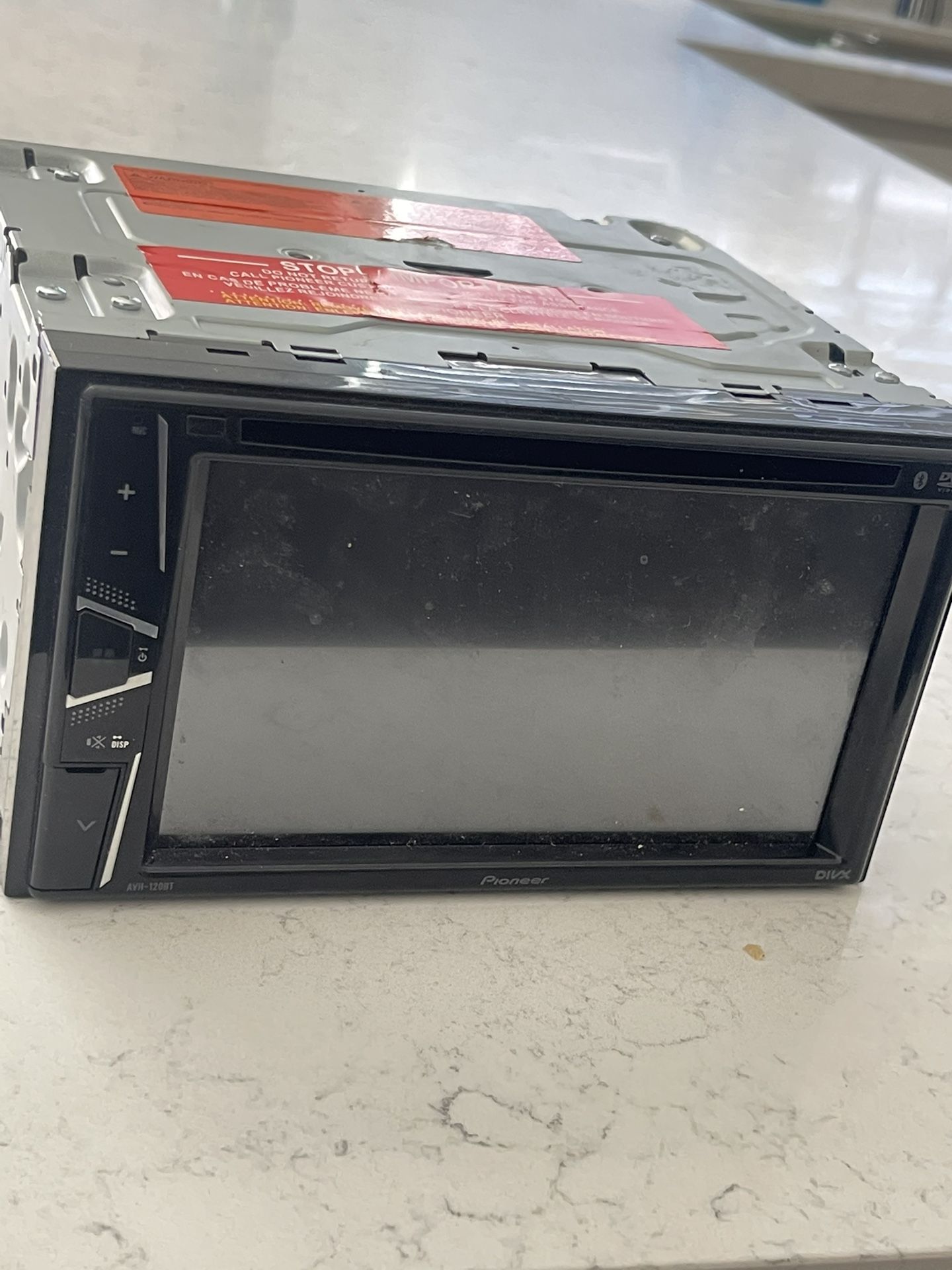 CD/DVD PIONEER TOUCH SCREEN STEREO W/ Bluetooth