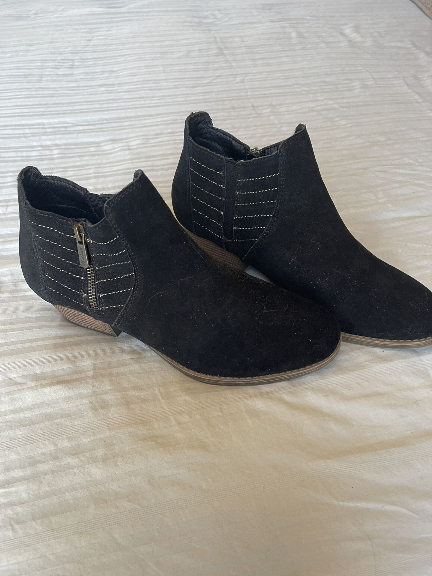 Sketchers Memory Foam Booties 9.5