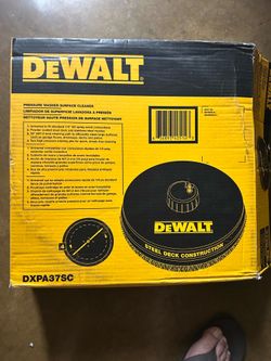 DEWALT Universal 18 in. Surface Cleaner for Cold Water Pressure Washers