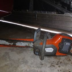 Husqvarna 350i 18 Inch Power Axe