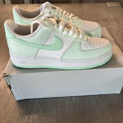 Air Force 1 Pastel/Mint Green Size 9.5 Men 