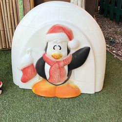 General Foam Vintage Igloo Blow Mold