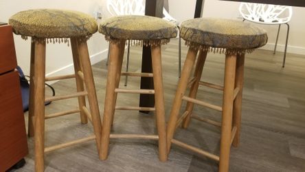 3 wooden Bar stools