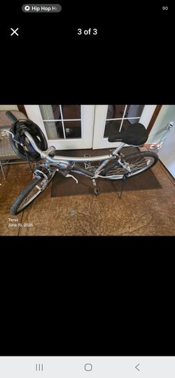2 Motiv Smoothie 26" Comfort Bikes – 21-Speed Shimano – Helmets Included