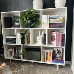 Bookcase /Display Cabinet