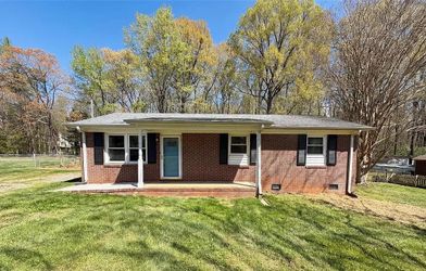 Unit 115 | 3 bd | 1.5 ba | 1055 sqft 4402 Ginger Dr, Gastonia, NC 28056